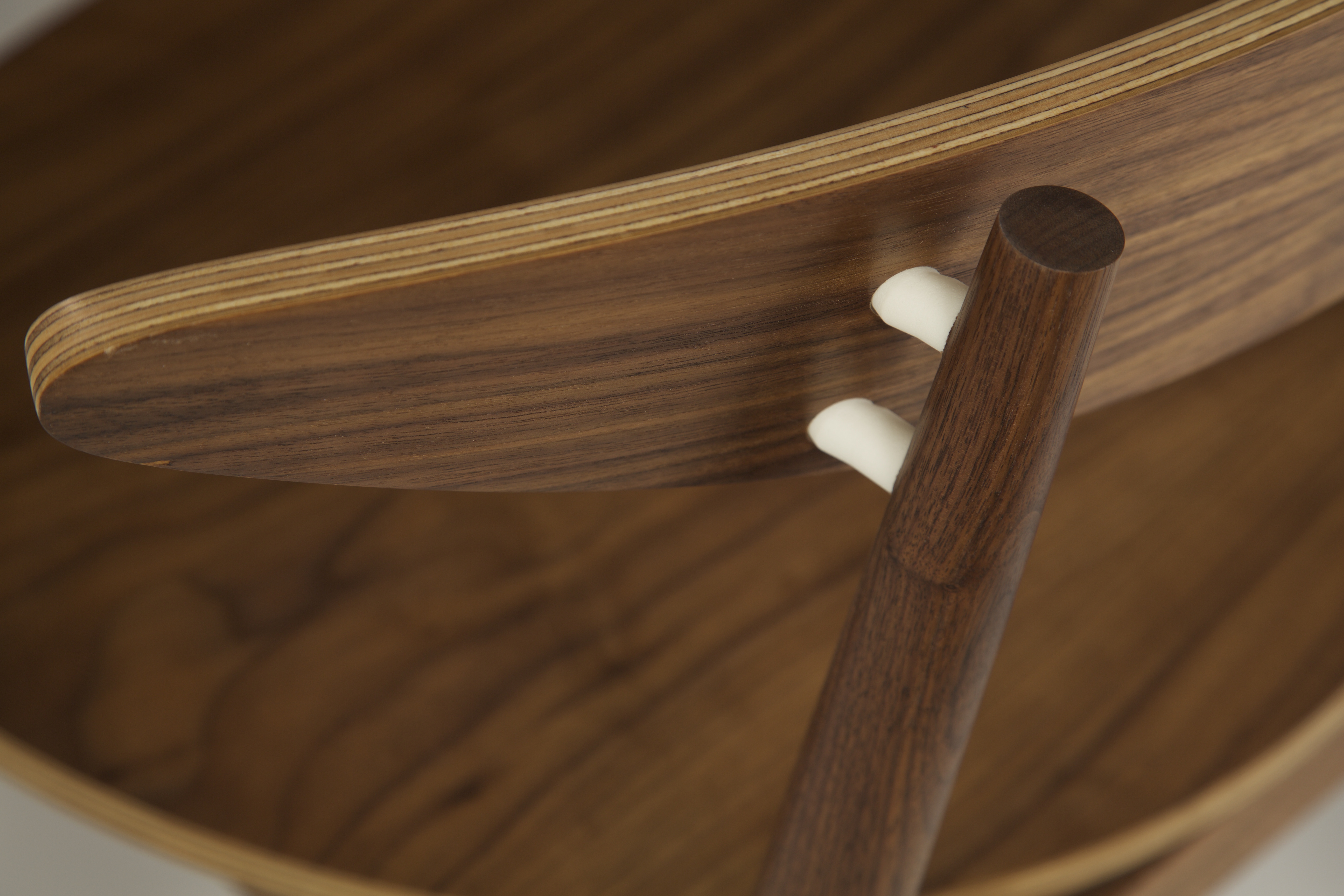 Saul chair (polyamide joint close-up)