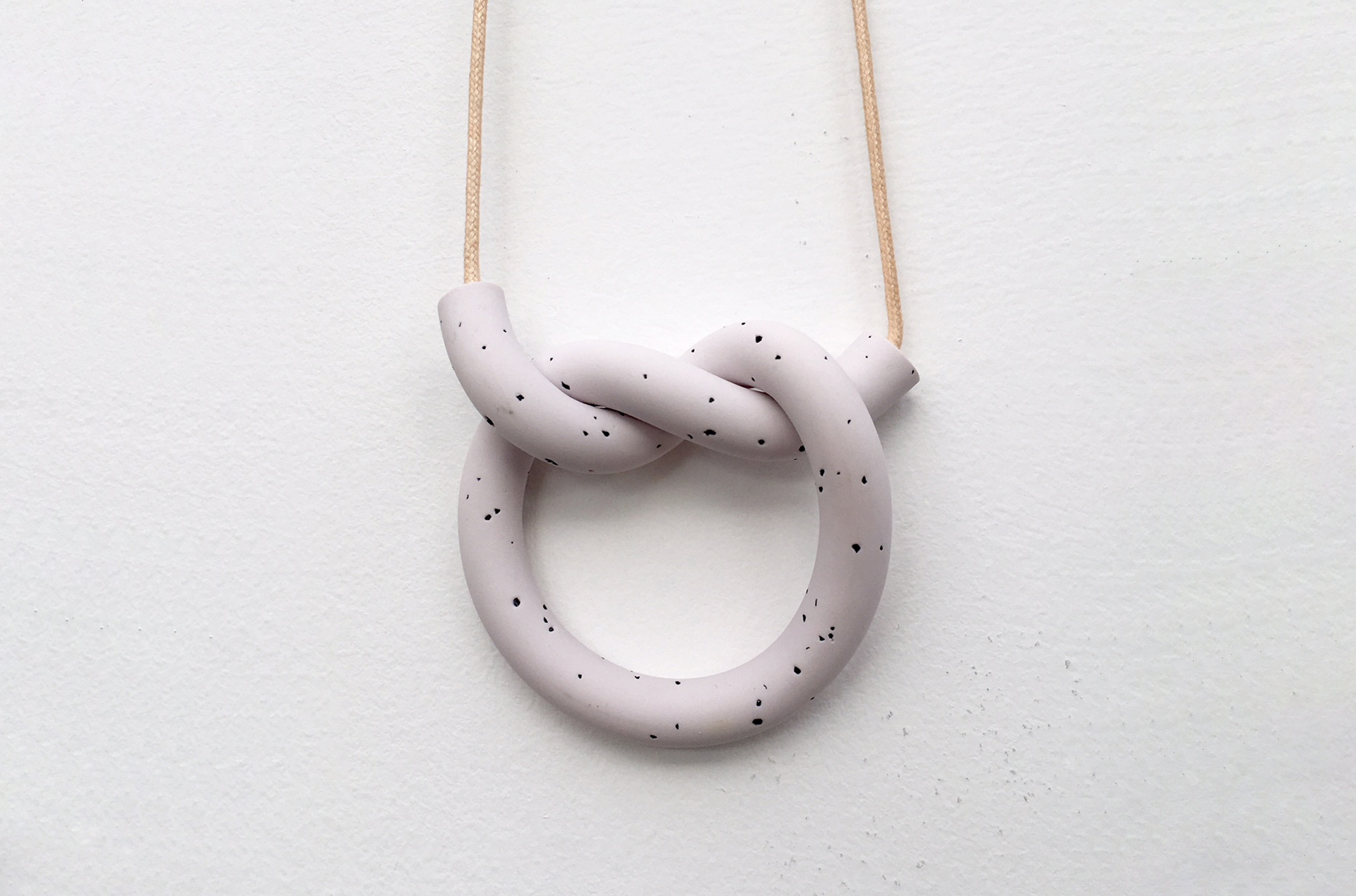 Kate Trouw Overhand Necklace