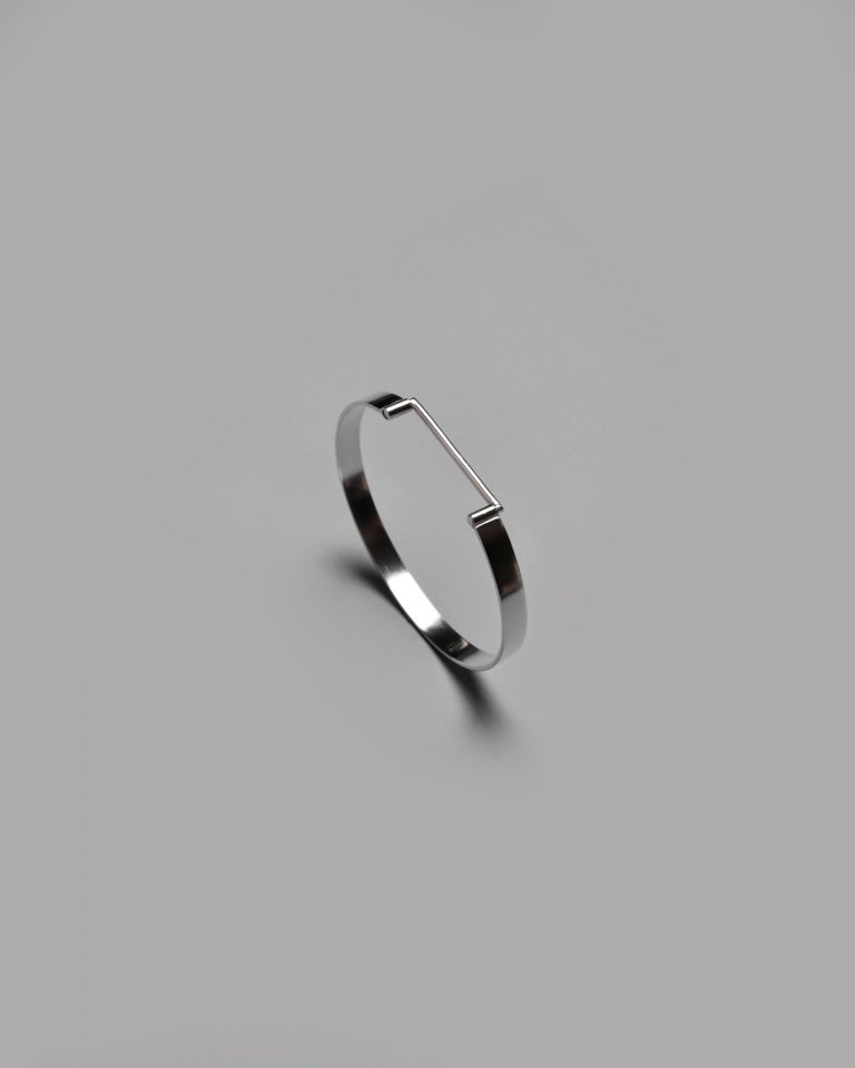 HINGED BRACELET