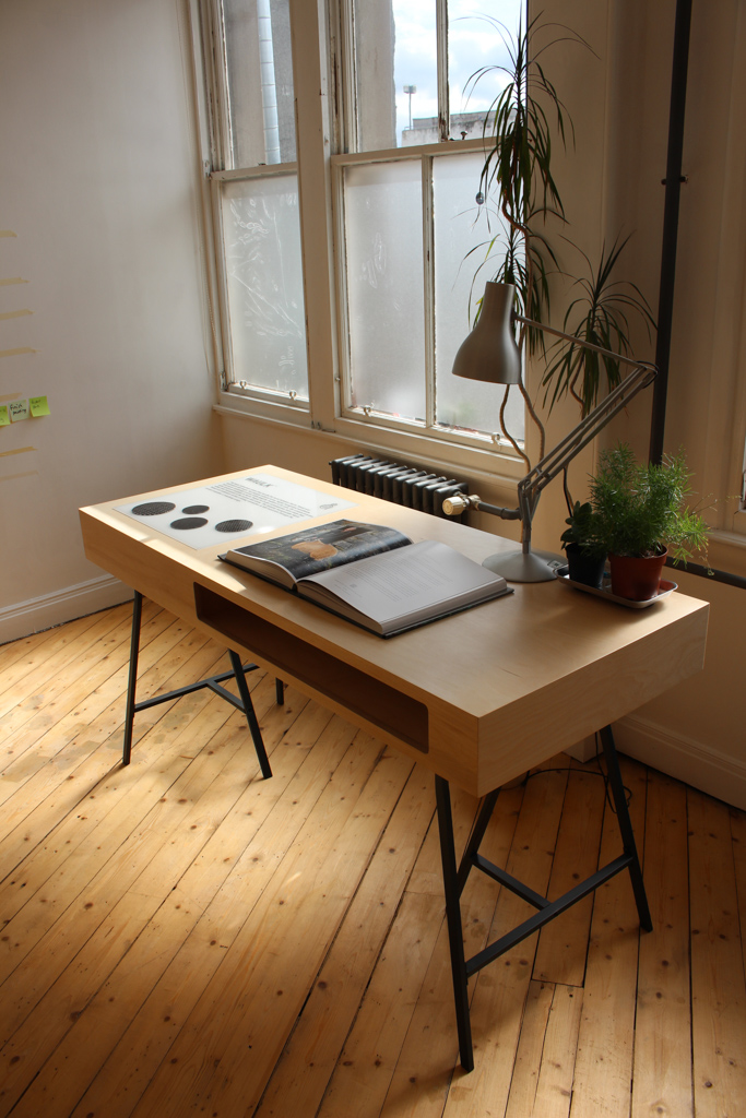 Studio Light Box Desk