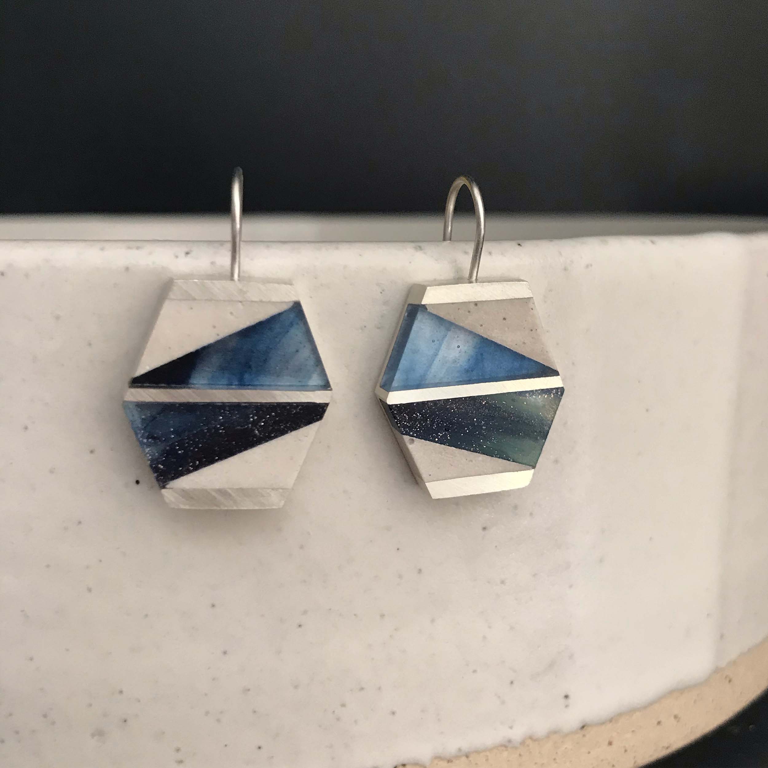 Abstract angle dangles