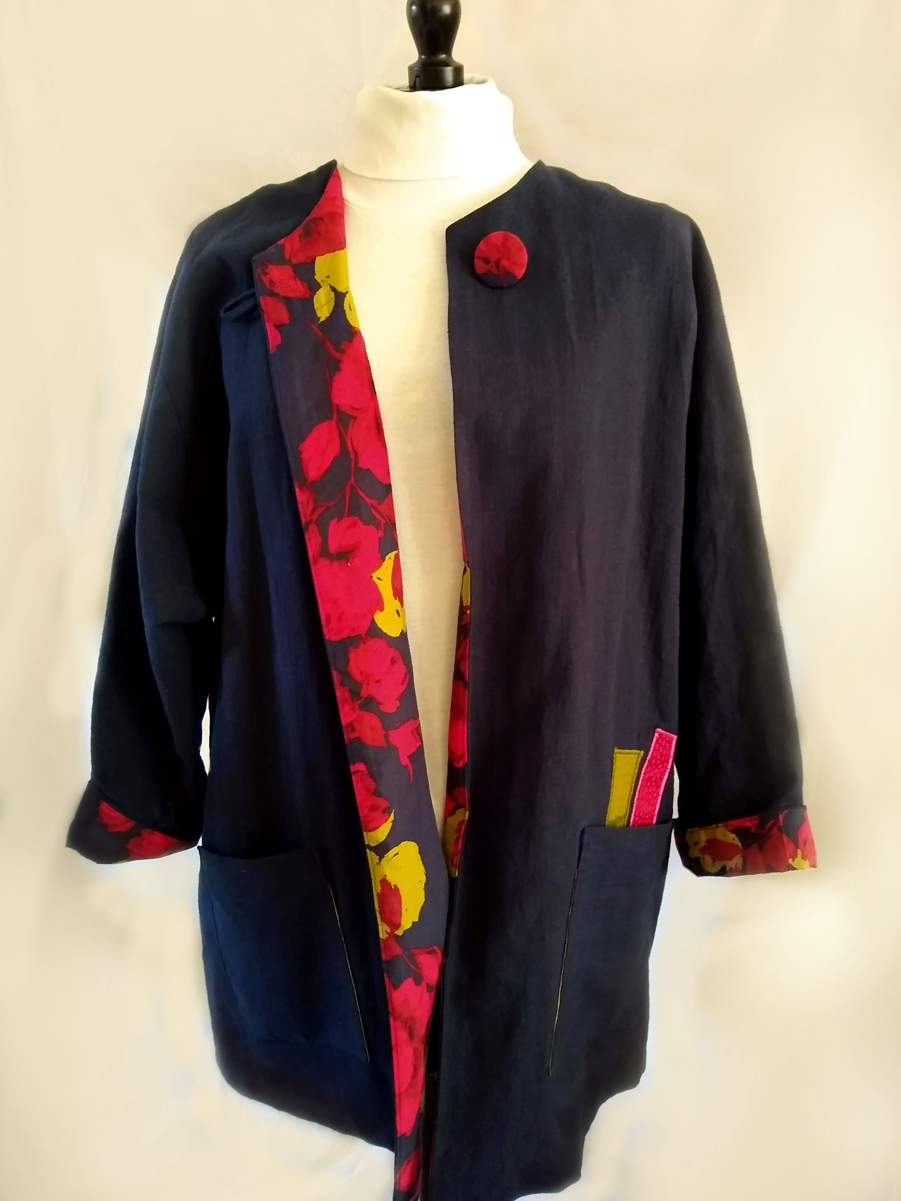 Cornelia Weinmann, Navy Applique Linen Jacket/>
              </div>
              <div class=