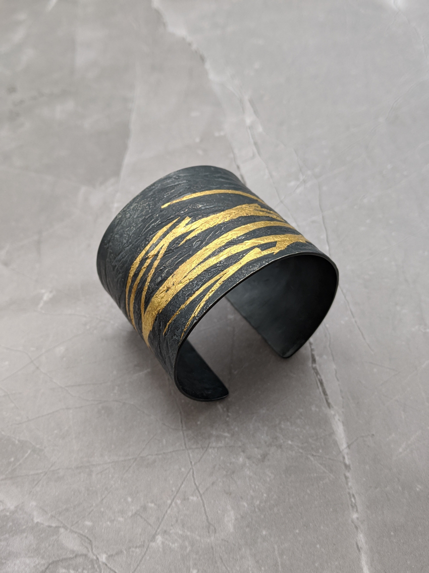 Neolith Cuffs
