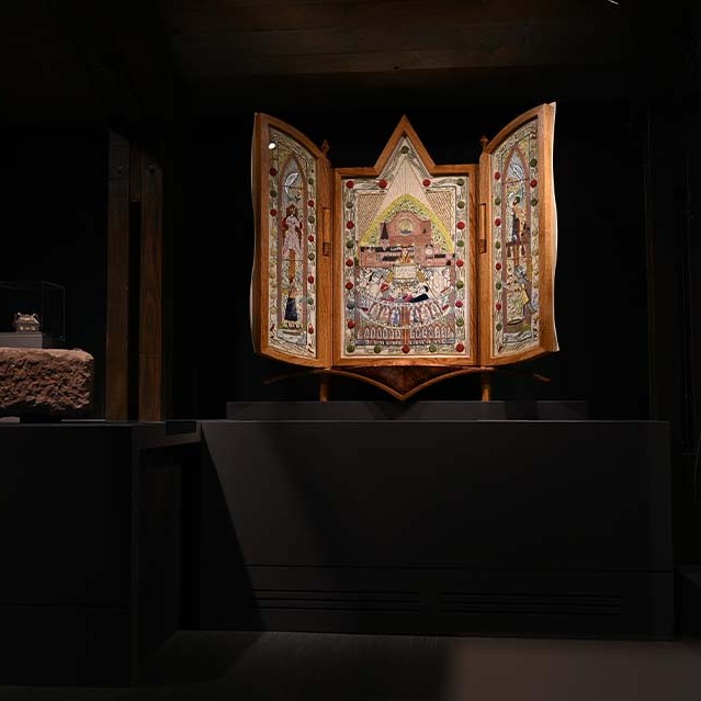 Tapestry Triptych celebrates Arbroath & Scotland’s History 