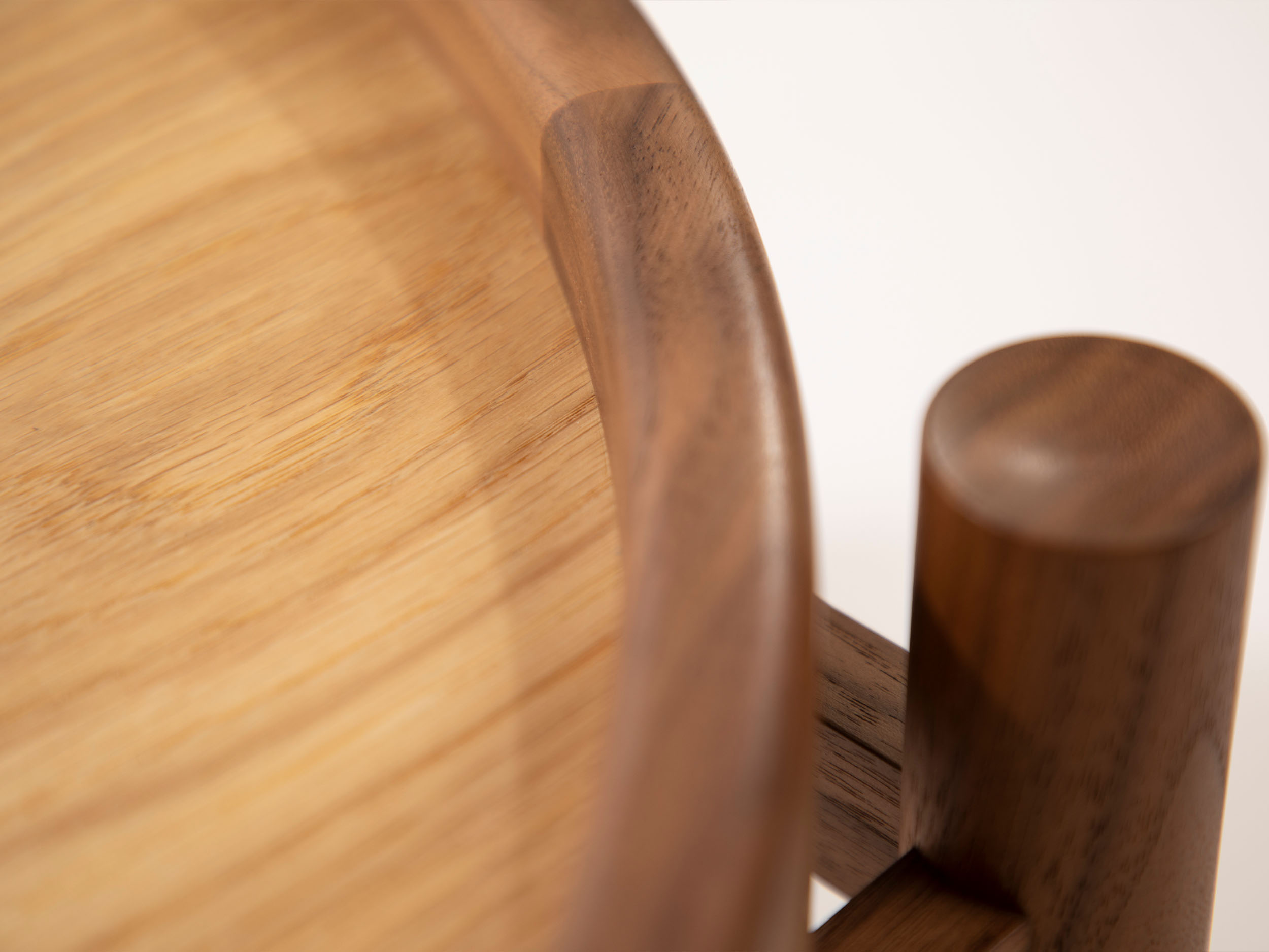 'Sledge' tray table