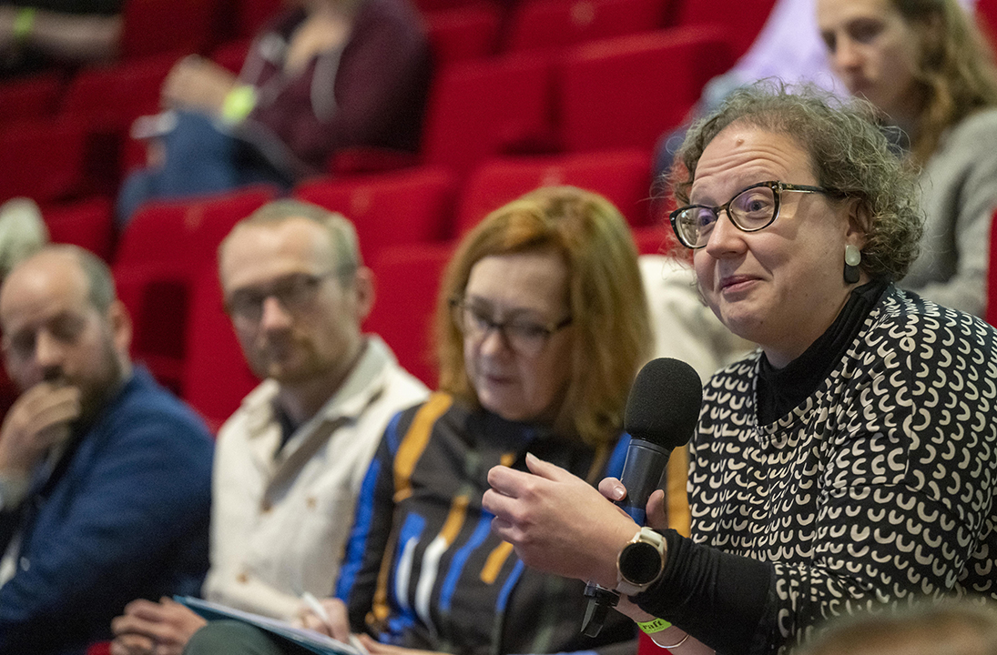 Audience during the Q&A at The Power of Glass Symposium