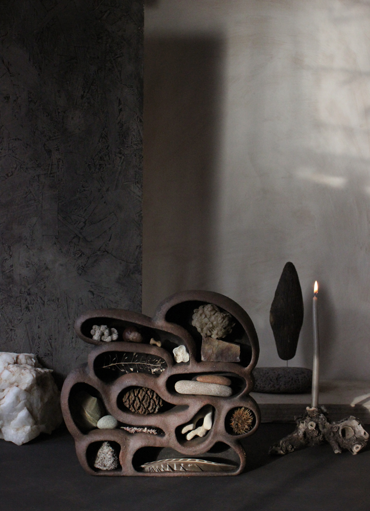 The Nest for Curiosities