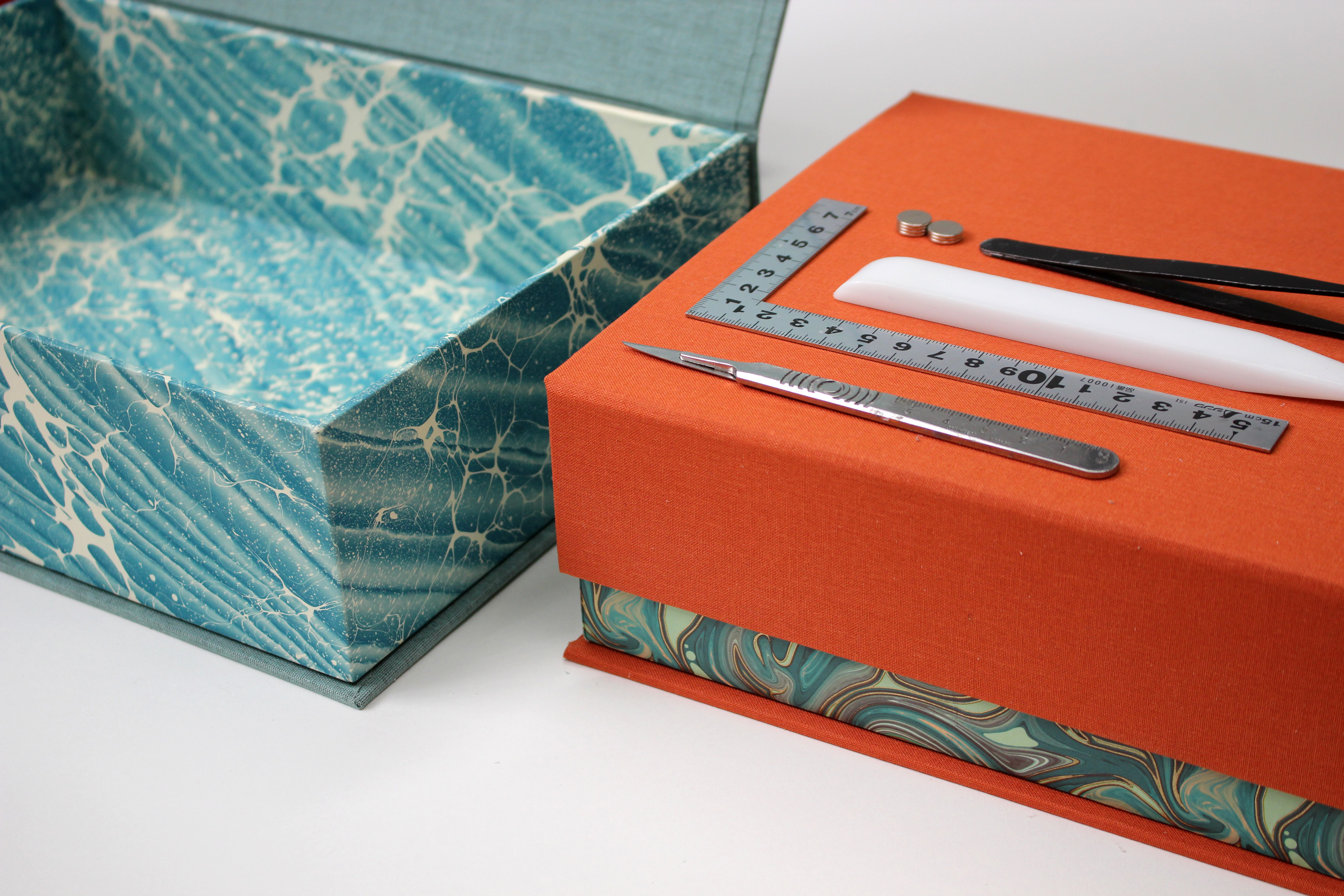 Bookbinding workshop - Magnetic Boxes