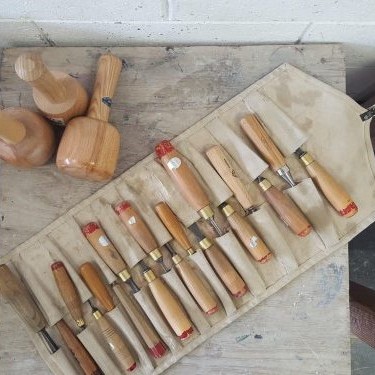 Wood Relief Carving with Alejandro Lopez 