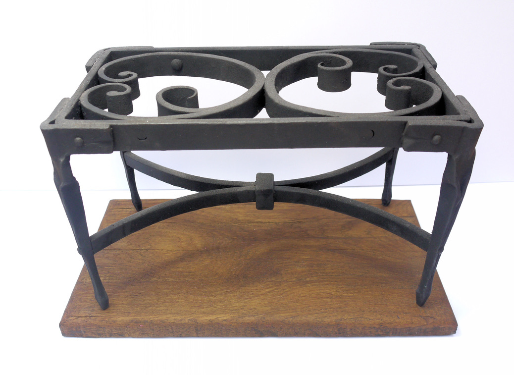 'Traditional Trivet'