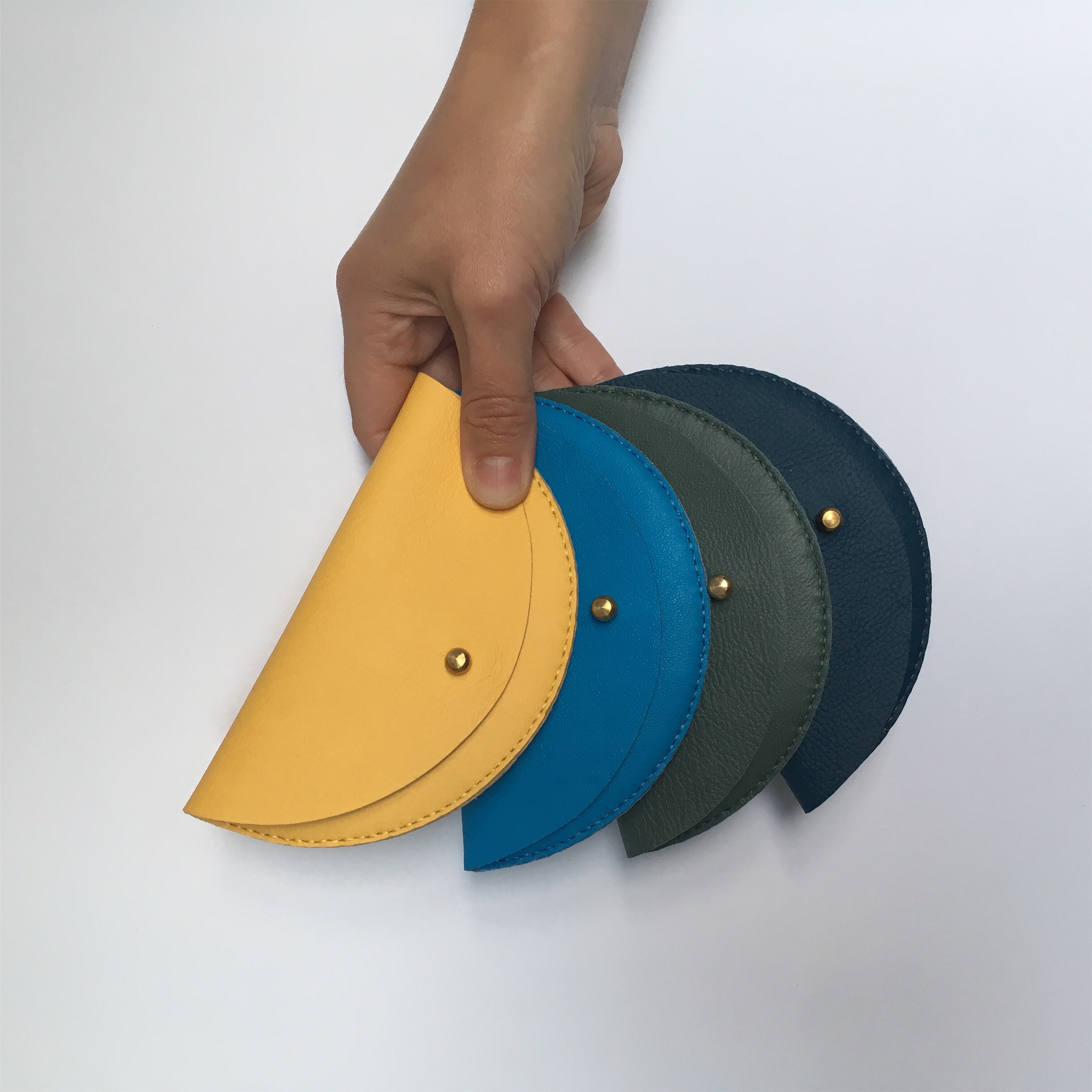 Make Your Own Leather Purse with Jude Gove 