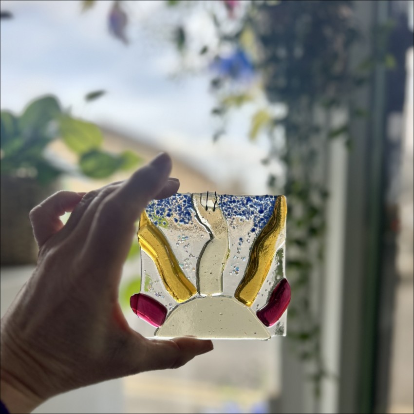 Introduction to Glass Fusing with Una Galbraith (Various dates 2025-2026)