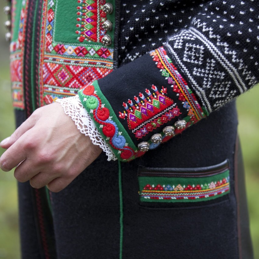 Interweaving Threads Residency: Scotland and Norway through Dress