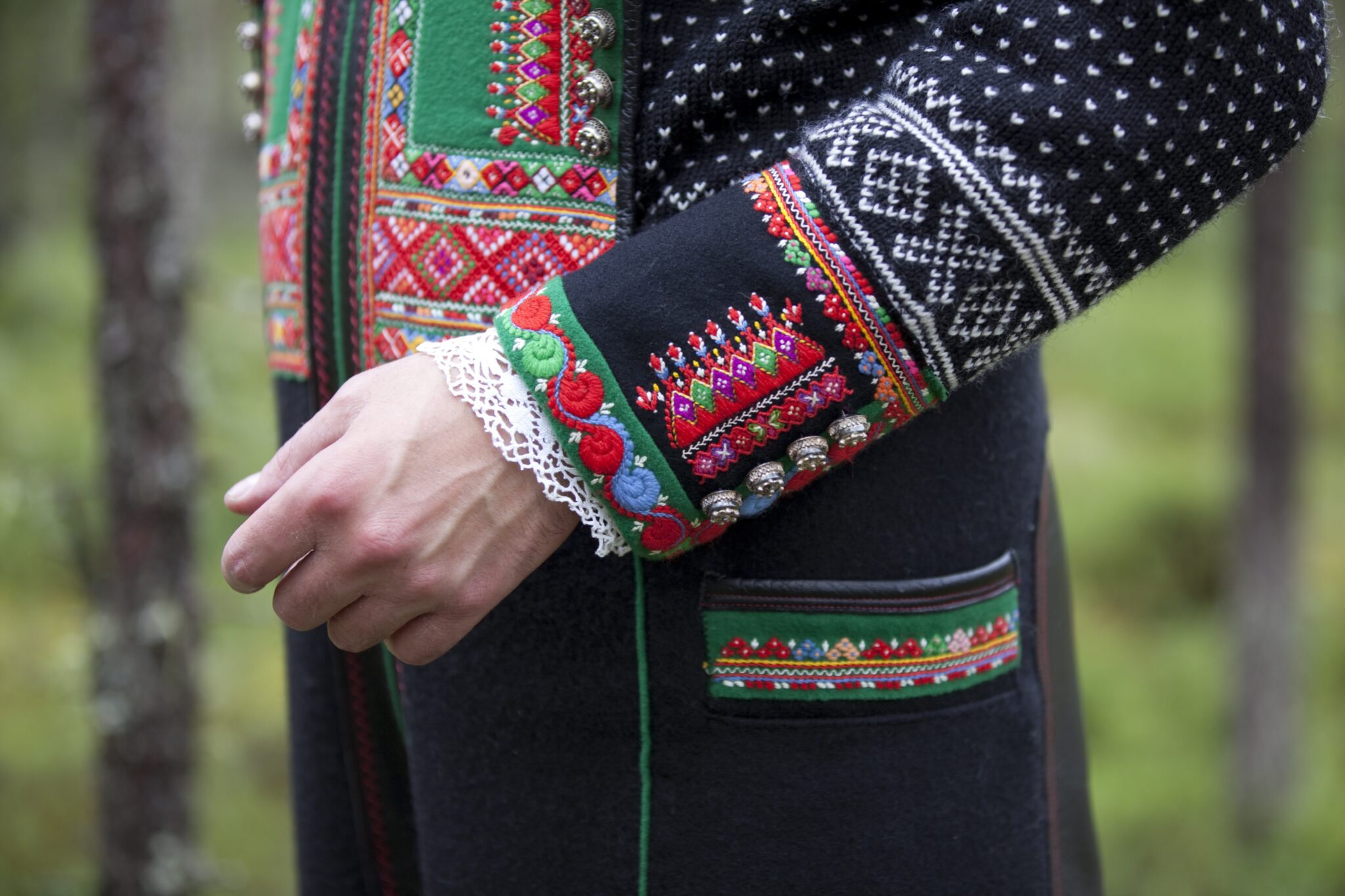 Interweaving Threads Residency: Scotland and Norway through Dress